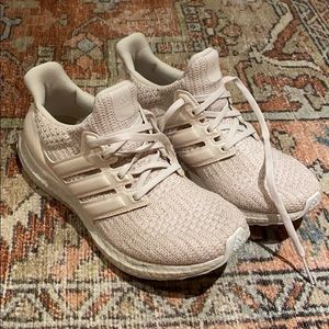 Women’s Adidas ultra boost